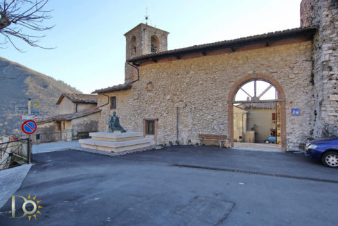 Casa-a-Poggio-Bustone_01