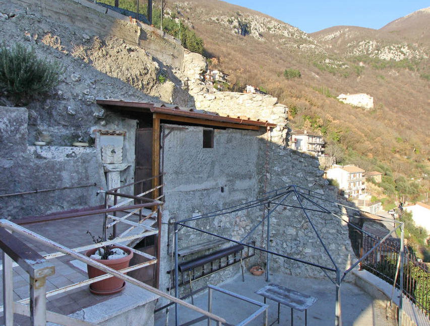 Casa-a-Poggio-Bustone_24