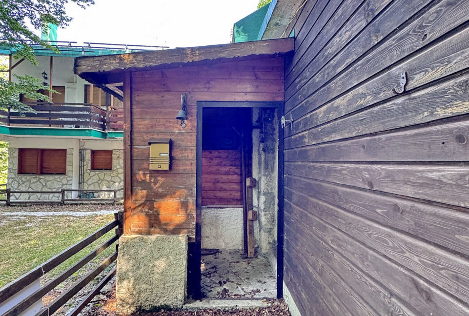 Baita-nel-bosco_06