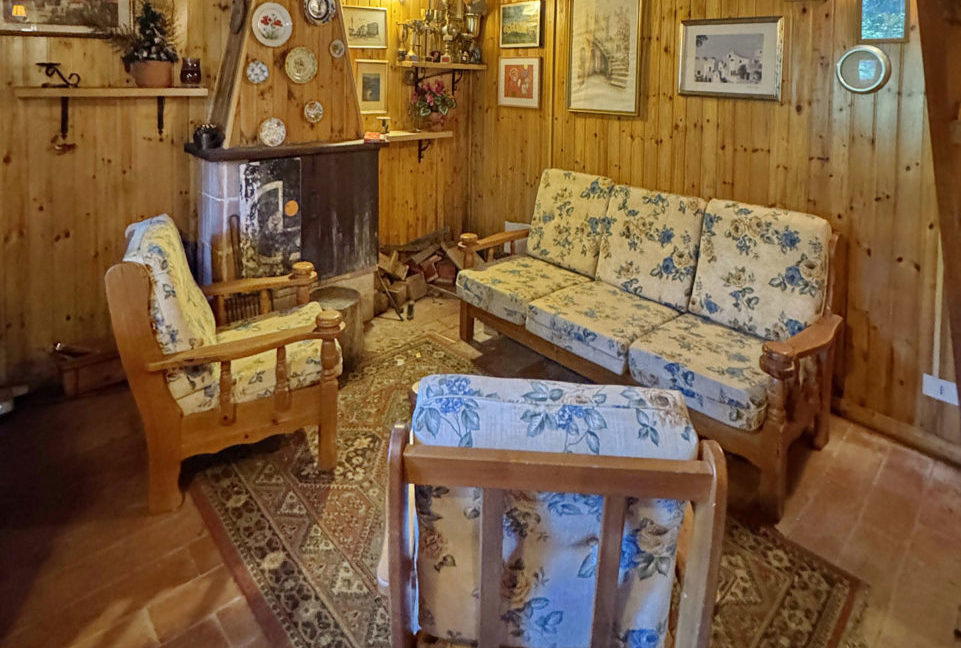 Baita-nel-bosco_14